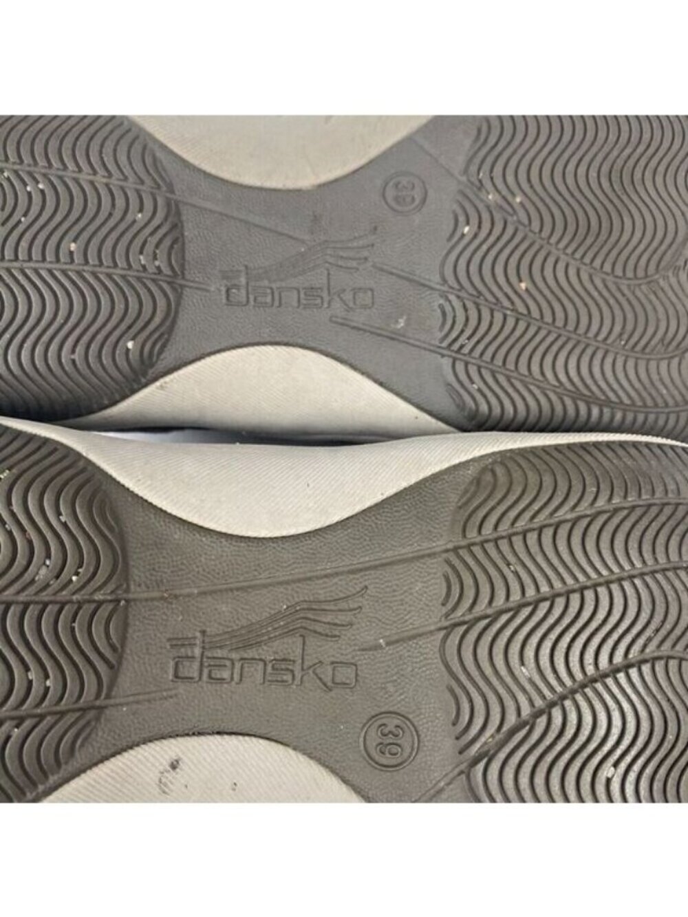 Dansko Women's Holland Suede Bungee Charcoal Grey Shoes, Size 39 US Size 8-8.5 - Picture 12 of 14